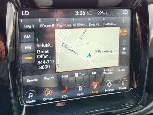 Used 2017 Jeep Compass Limited AWD/4WD image 18