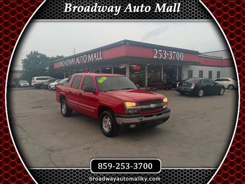 Used 2004 Chevrolet Avalanche 2WD image 1