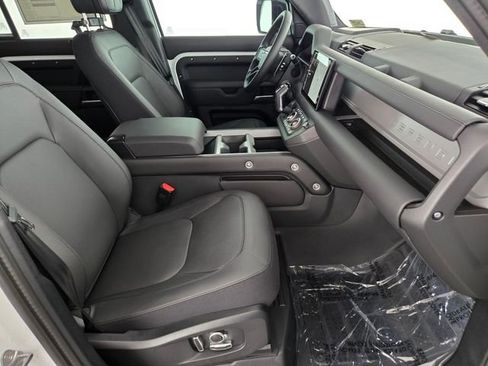 New 2025 Land Rover Defender 130 V8 AWD/4WD image 3