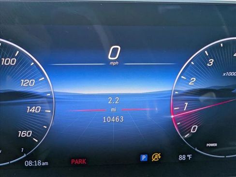Used 2025 Mercedes-Benz GLC 300 image 12
