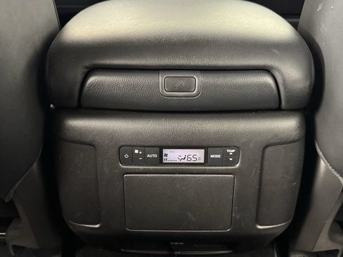 Used 2024 Nissan Armada SV w/ Cargo Package AWD/4WD image 34