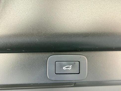 Used 2023 Land Rover Range Rover SE AWD/4WD image 24