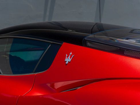 Used 2022 Maserati MC20 Coupe RWD image 51