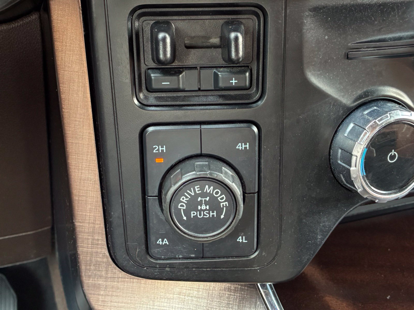 Certified 2024 Ford F150 King Ranch w/ FX4 Off-Road Package AWD/4WD image 19