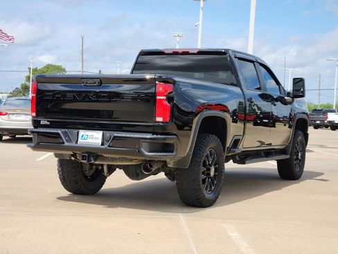 Used 2025 Chevrolet Silverado 2500 LT w/ Trail Boss Package image 11