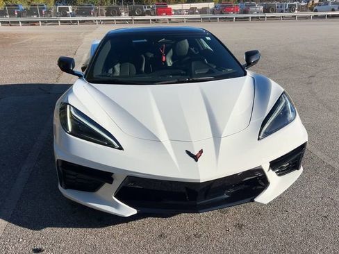 Used 2024 Chevrolet Corvette Stingray w/ Stealth Interior Trim Package image 19