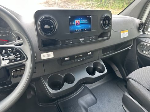 New 2024 Mercedes-Benz Sprinter 3500 image 26