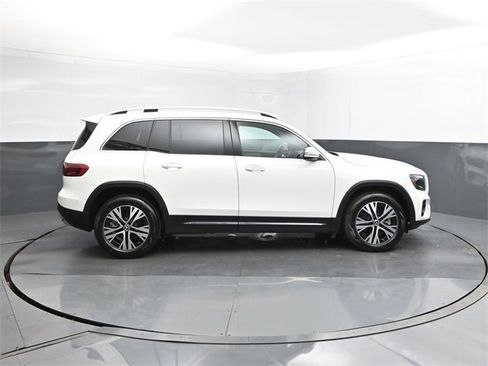 New 2025 Mercedes-Benz GLB 250 image 26