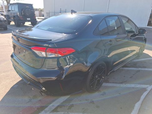Used 2022 Toyota Corolla SE image 6