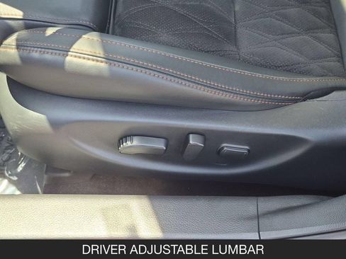 Used 2020 Nissan Maxima SR w/ Sport Mat Group FWD image 15