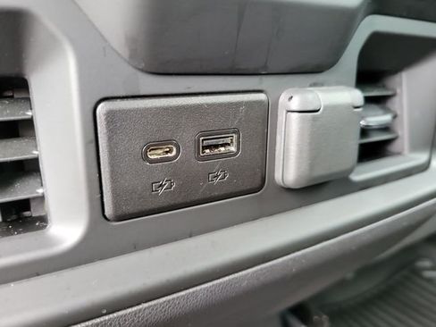 Used 2022 Chevrolet Silverado 1500 RST w/ Convenience Package II RWD image 14