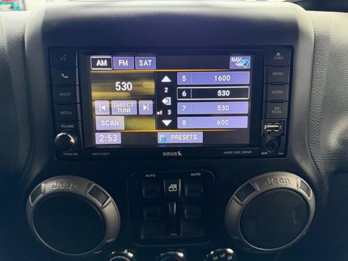 Used 2017 Jeep Wrangler Unlimited Sport AWD/4WD image 21