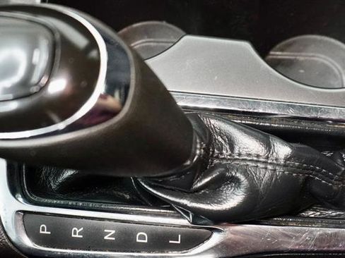 Used 2017 Chevrolet Cruze LT image 22