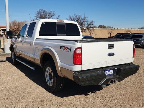 Used 2011 Ford F250 Lariat w/ Lariat Interior Pkg image 2