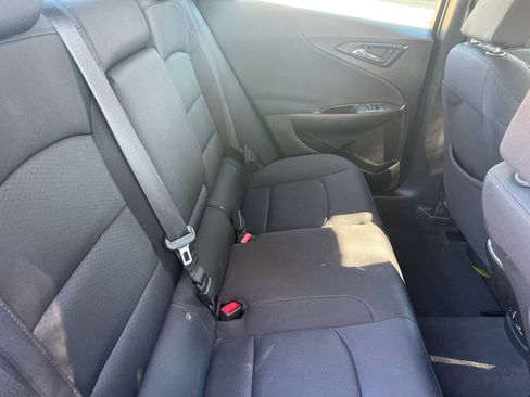 Used 2016 Chevrolet Malibu LT image 19