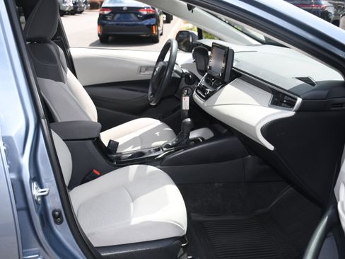 Certified 2022 Toyota Corolla LE FWD image 19