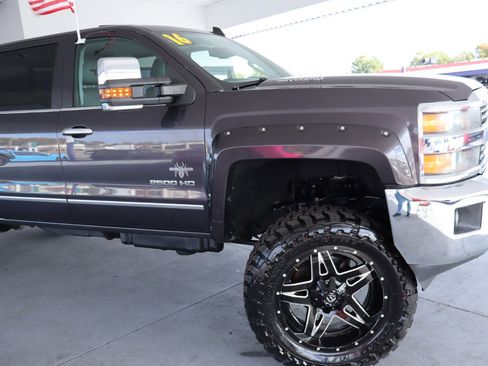 Used 2015 Chevrolet Silverado 2500 LTZ w/ Duramax Plus Package image 4