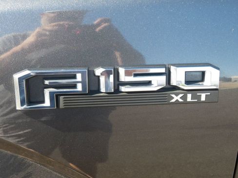 Used 2018 Ford F150 XLT AWD/4WD image 13