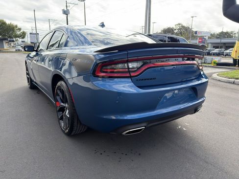 Used 2023 Dodge Charger SXT w/ Blacktop Package image 4