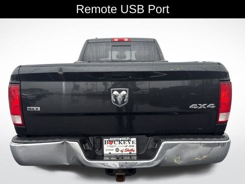 Used 2017 RAM 1500 Classic SLT image 4