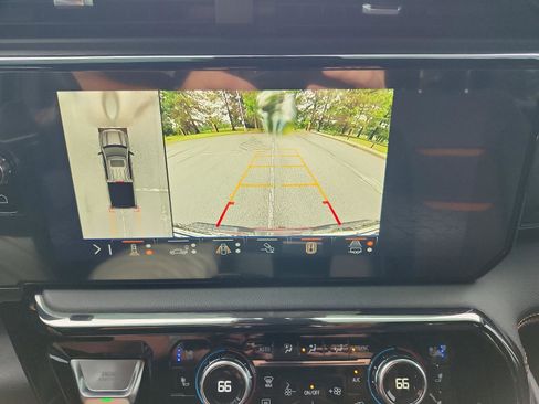 Certified 2024 GMC Sierra 1500 AT4 w/ Technology Package AWD/4WD image 20