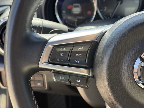Used 2025 MAZDA MX-5 Miata RF Grand Touring RWD image 16