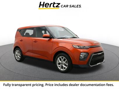 Used 2025 Kia Soul LX w/ LX Technology Package
