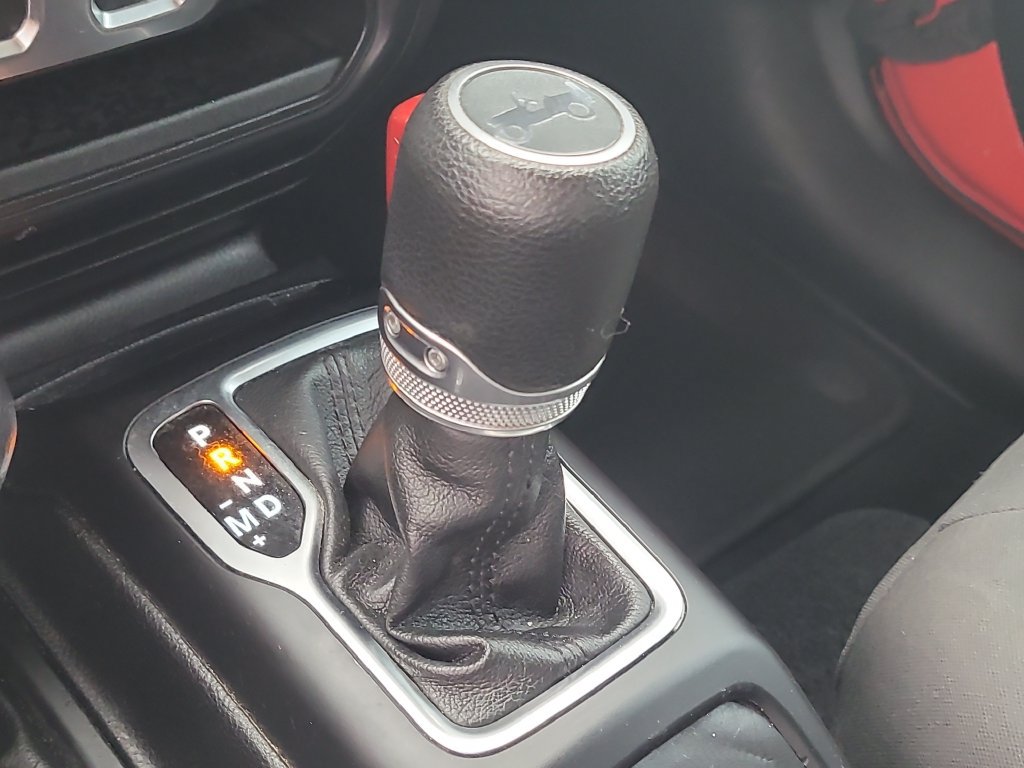 Used 2019 Jeep Wrangler Sport w/ Quick Order Package 24S AWD/4WD image 21