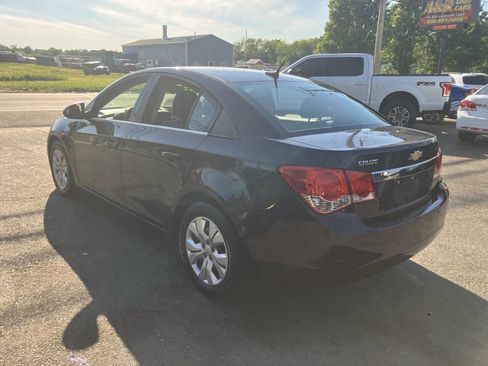 Used 2012 Chevrolet Cruze LS FWD image 9
