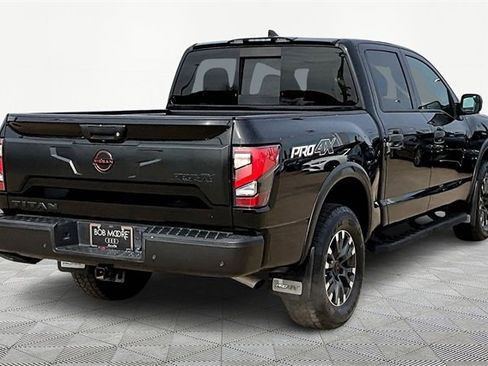 Used 2023 Nissan Titan PRO-4X w/ Pro-4x Convenience Package image 2