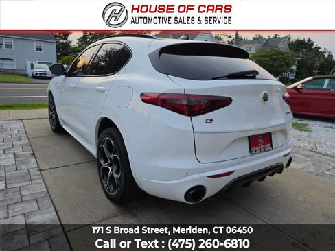 Used 2022 Alfa Romeo Stelvio Veloce AWD/4WD image 6