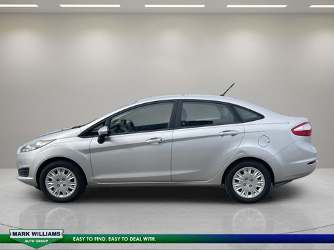 Used 2019 Ford Fiesta S FWD image 3