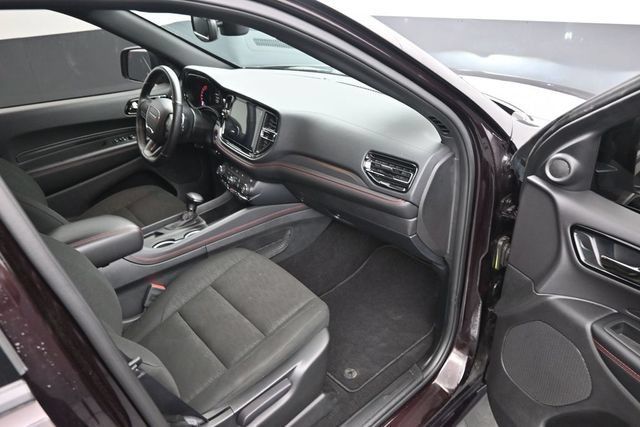 Used 2025 Dodge Durango GT w/ Blacktop Package AWD/4WD image 9