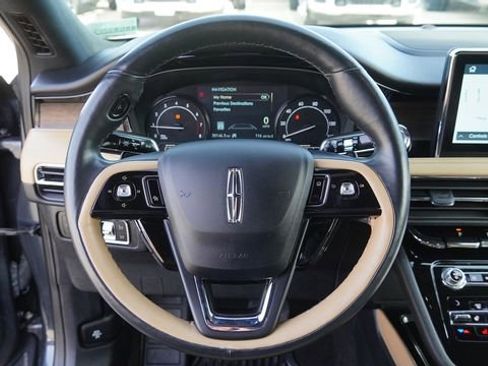 Used 2020 Lincoln Corsair Reserve w/ Equipment Group 201A image 27