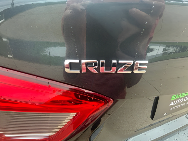 Used 2016 Chevrolet Cruze LT w/ Sun And Sound Package FWD image 27