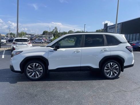 Used 2025 Subaru Forester Touring w/ Protection Package (1PH) AWD/4WD image 3