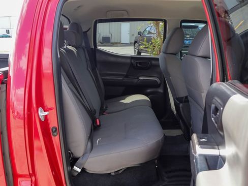 Used 2023 Toyota Tacoma SR5 RWD image 11