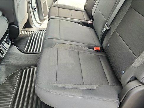 New 2025 GMC Sierra 2500 SLE image 18