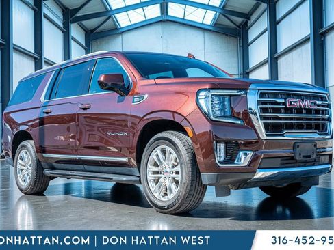 Used 2023 GMC Yukon XL SLT image 37