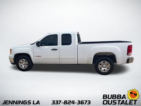 Used 2008 GMC Sierra 1500 SLE w/ Max Trailering Pack image 8