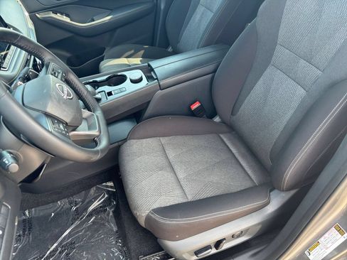 Used 2026 Nissan Rogue SV AWD/4WD image 32
