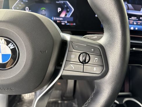 Used 2025 BMW X2 xDrive28i image 13