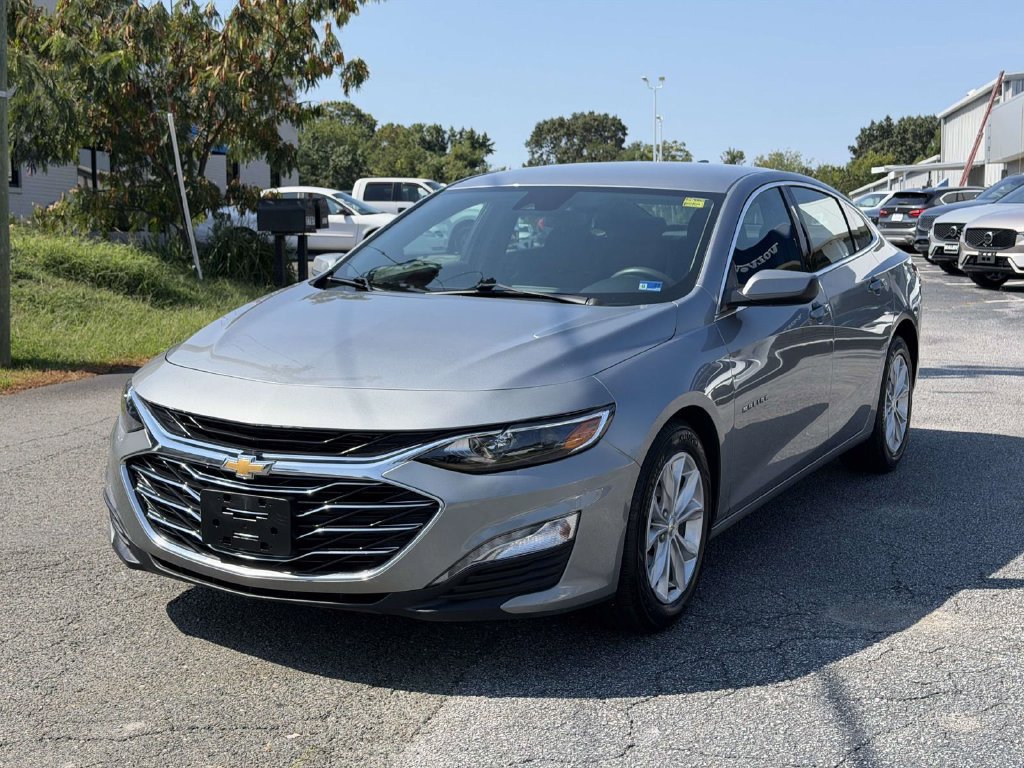 Used 2025 Chevrolet Malibu LT FWD image 23