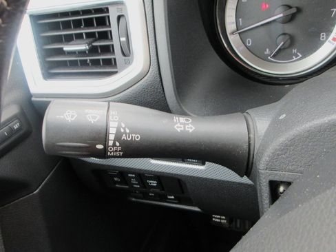 Used 2019 Nissan Titan PRO-4X w/ Pro-4x Convenience Package image 25