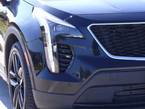 Certified 2022 Cadillac XT4 Sport w/ Safety Alert Package image 9