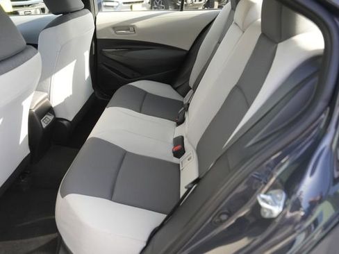 Used 2025 Toyota Corolla LE image 12