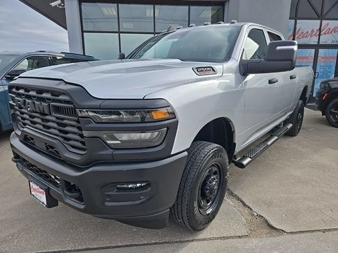 New 2026 RAM 2500 Tradesman AWD/4WD image 2