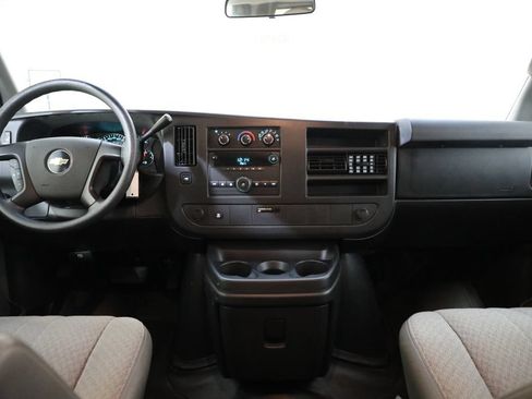 Used 2011 Chevrolet Express 1500 LT w/ LT Preferred Equipment Group RWD image 15