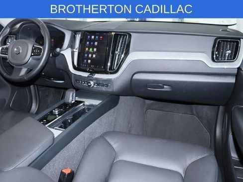 Used 2025 Volvo XC60 B5 Plus AWD/4WD image 28