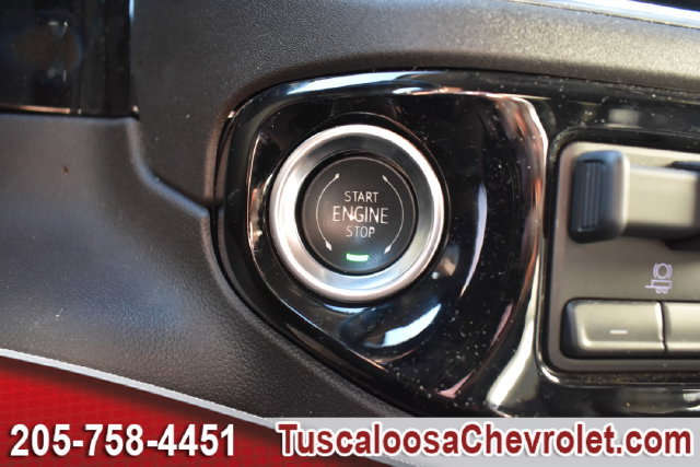 Certified 2025 Chevrolet Silverado 1500 RST AWD/4WD image 39